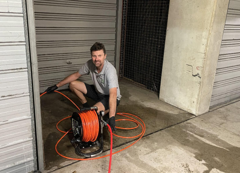 3rd GENERATION AUSTRALIAN PLUMBER